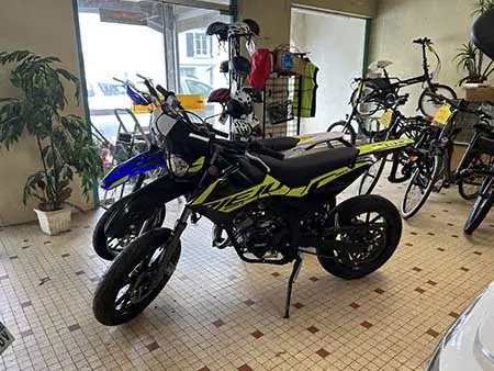 Image 10 de la galerie - QUEMENER CYCLES MOTOCULTURES