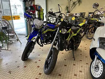 Image 17 de la galerie - QUEMENER CYCLES MOTOCULTURES